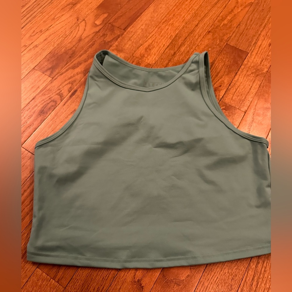 Fleo Tempo crop